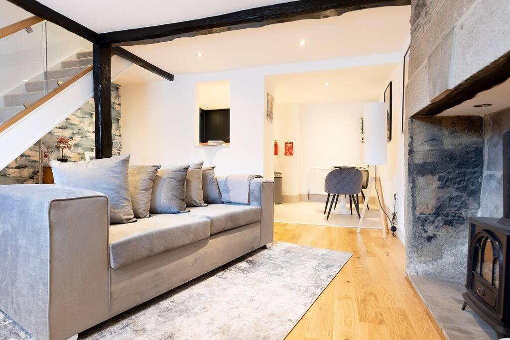 Ford Gate - Modern Luxury Cottage Based In הולמפירת' מראה חיצוני תמונה
